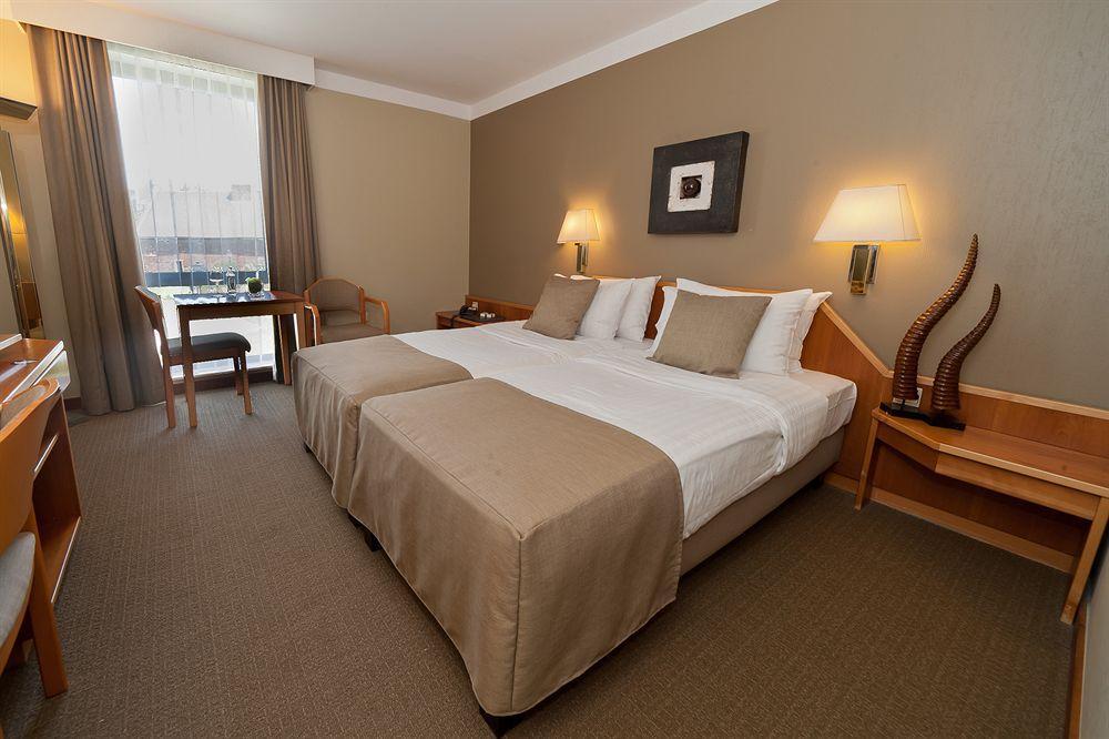 Begijnhof 4*
