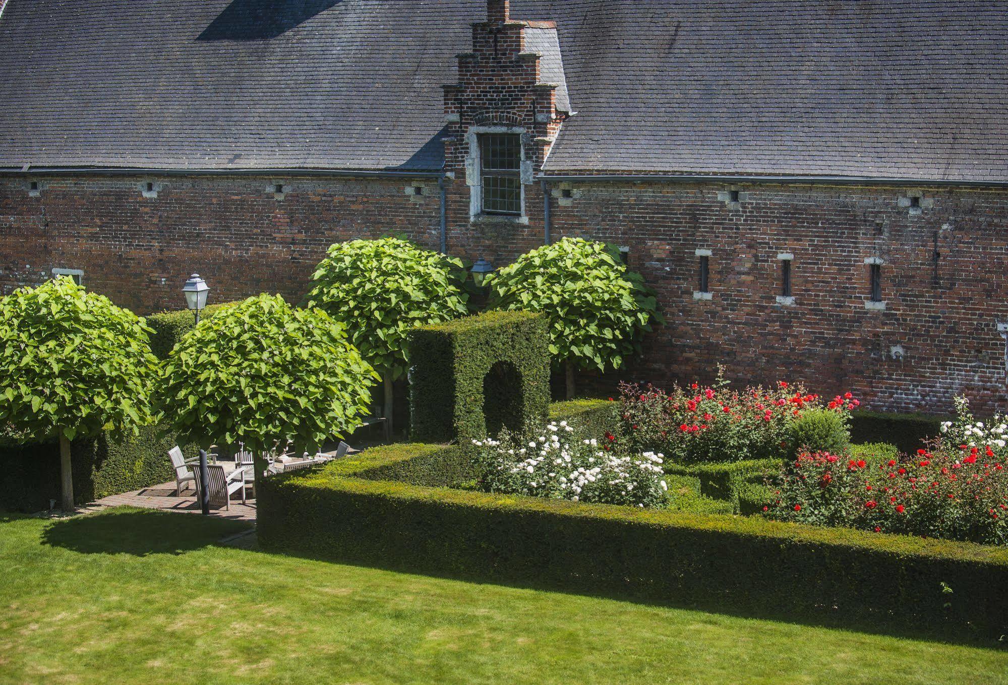 Begijnhof 4*